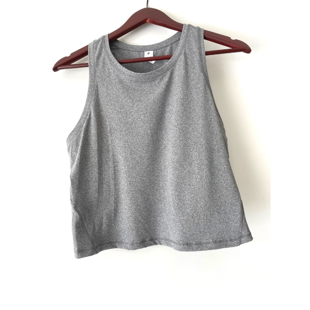 NWOT - Yogalicious Crop Gray Top - L